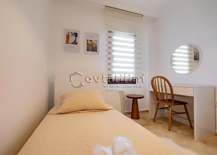 Castle By Evtatilim Villa *