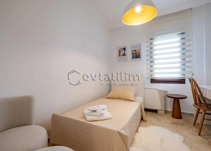 Castle By Evtatilim *