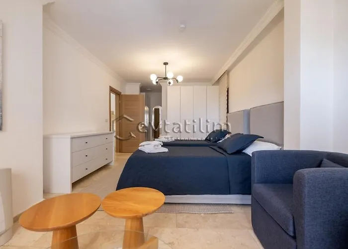 Villa Castle By Evtatilim