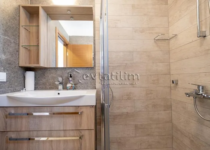 Castle By Evtatilim Villa