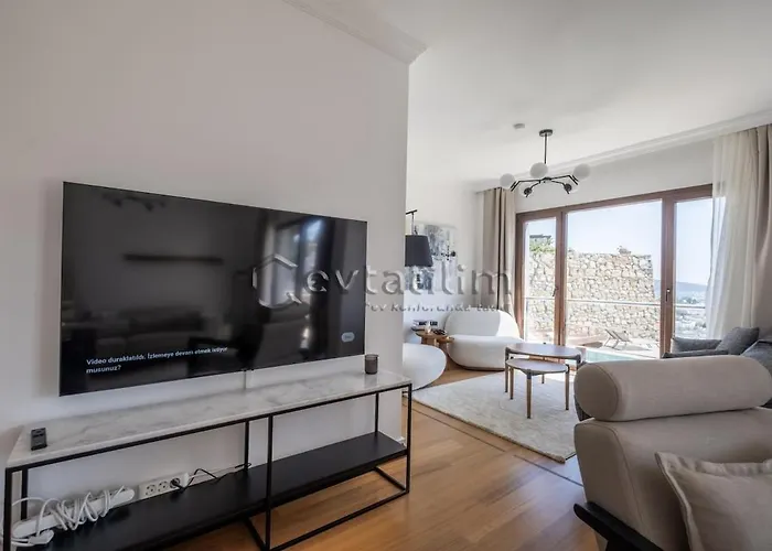 Villa Castle By Evtatilim *