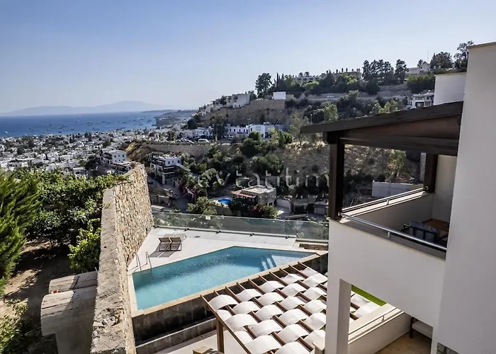 Castle By Evtatilim Villa *