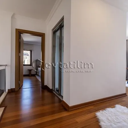 Castle By Evtatilim Βίλα