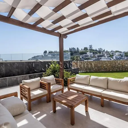 Βίλα Castle By Evtatilim Αλικαρνασσός