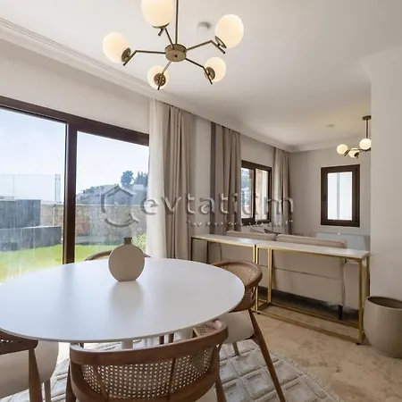 Castle By Evtatilim Βίλα Αλικαρνασσός